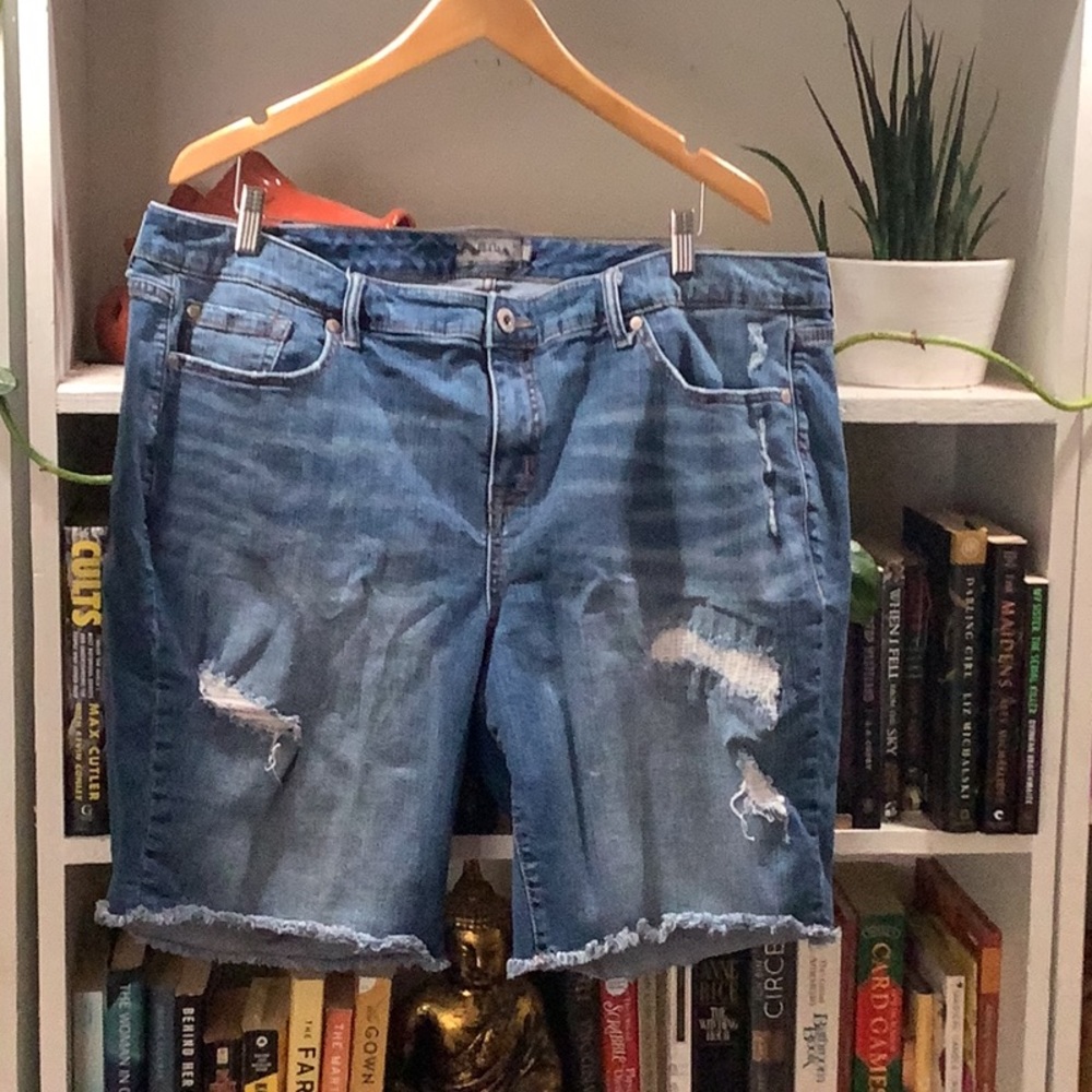 COPY - Jean shorts. Plus sized  size 22